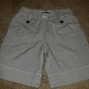 Nice womans shorts.  Very soft! Womans 6